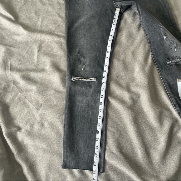 J BRAND Maria High Rise Skinny Cropped Jeans - Picture 13 of 14